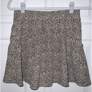 A-Line cheetahish print mini skort.
